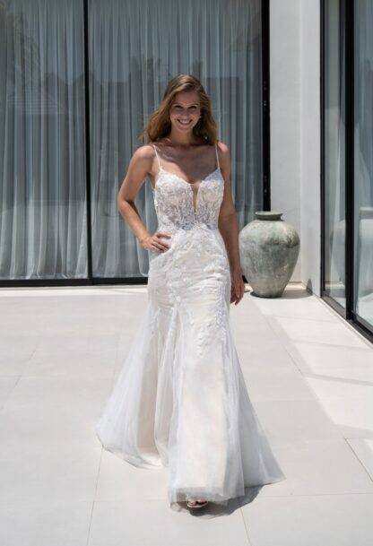 Robe de mariée sirène en tulle léger avec manches amovibles et dos profond Marseille