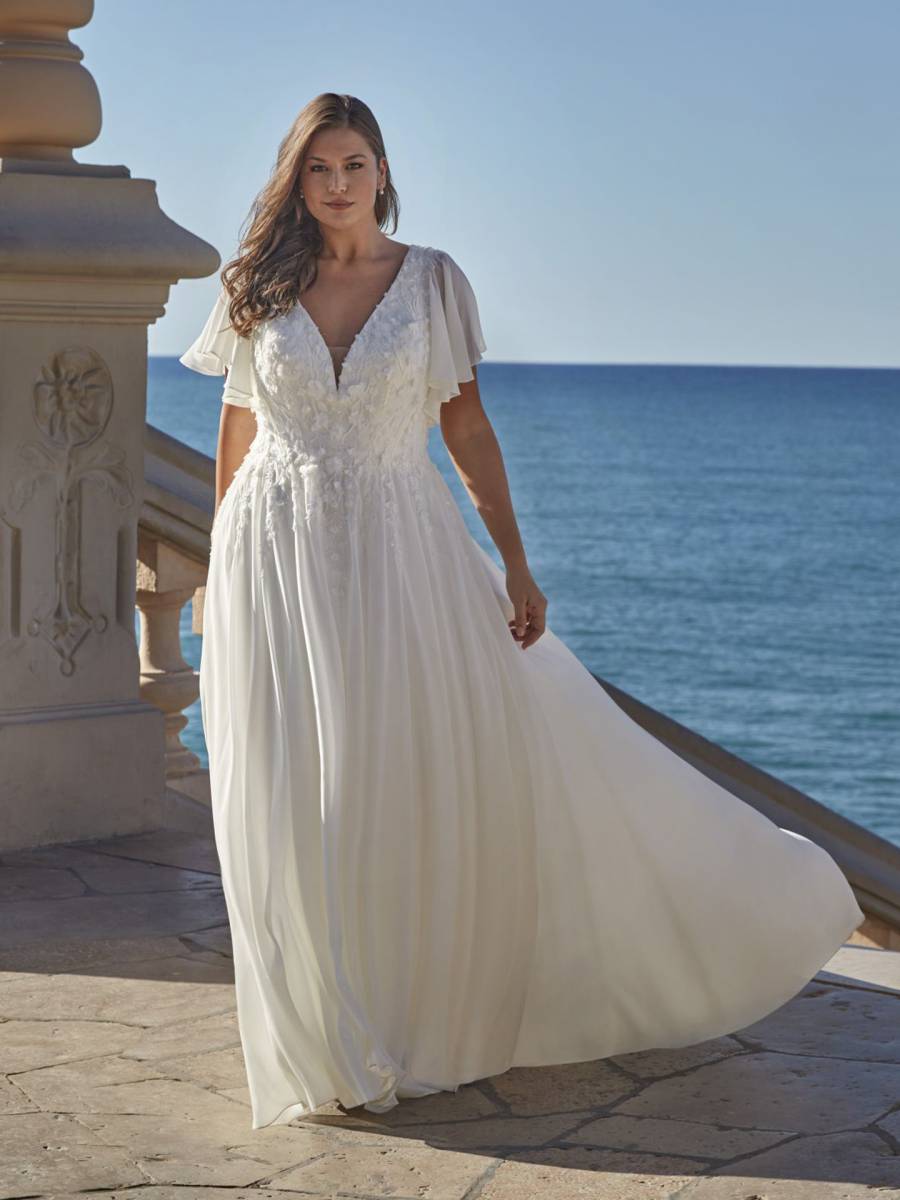 Robe de mariée fluide grande taille à Marseille