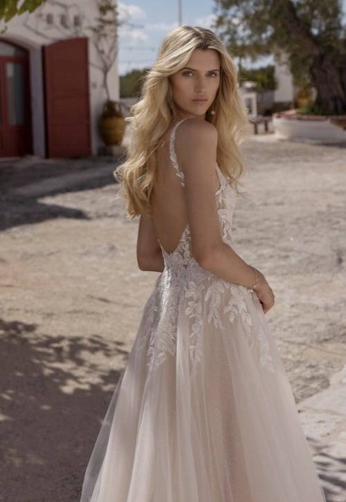 Robe de mariée bohème en dentelle à Aix-en-Provence