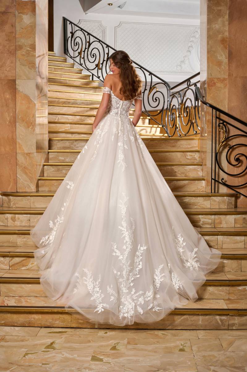 Robe de mariée princesse manches bateau avec longue traîne MARSEILLE