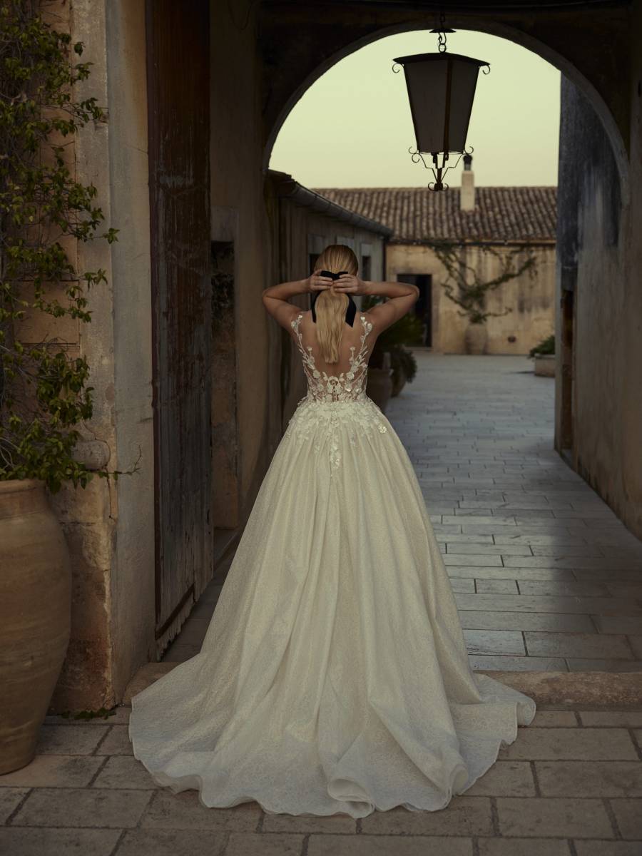 Robe de mariée sirène en crêpe avec surjupe amovible Marseille