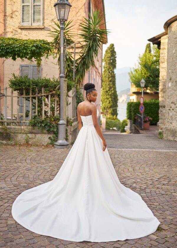 Robe de Mariée Sirène en Satin avec Surjupe Amovible Aix-en-Provence