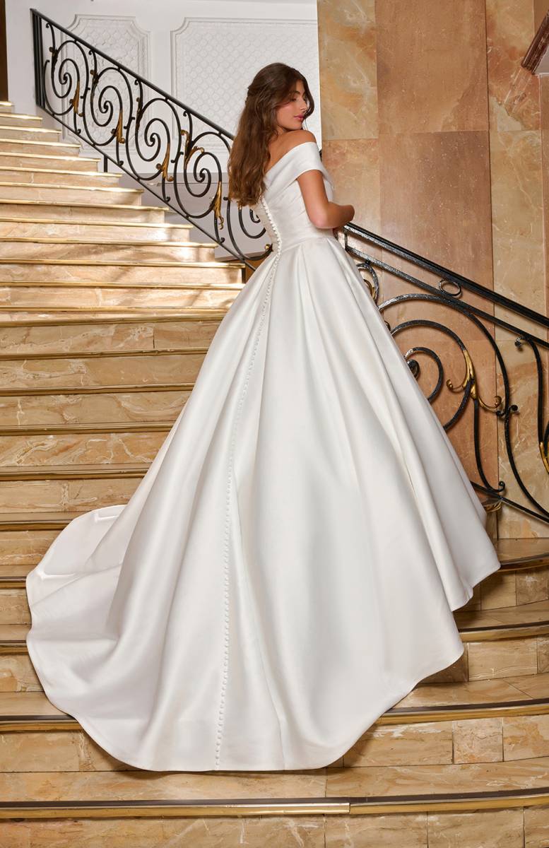 Robe de mariée princesse en satin Marseille