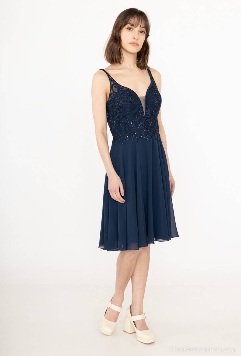 Boutique magasin Rode de soirée courte avec dos nu a PLAN-DE-CAMPAGNE proche de VITROLLES